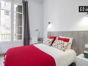 Se alquila habitación en la Dreta de l'Eixample,...