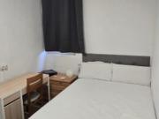 Se alquila habitación en piso de 4 habitaciones en La...