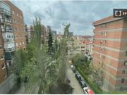Se alquila habitación en piso 7 dormitorios en Tetuán,...