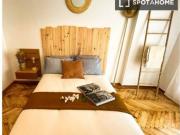 Se alquila habitación en piso 7 dormitorios en Tetuán,...