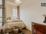 Se alquila habitacion en piso compartido Se alquila habitacion en piso compartido