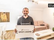 Se alquila habitación en piso compartido con AC en...