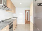 Se alquila habitación en piso compartido de 10...