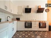 Se alquila habitación en piso compartido de 10...