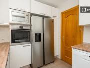 Se alquila habitación en piso compartido de 10...