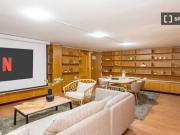 Se alquila habitación en piso compartido de 10...