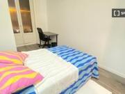 Se alquila habitación en piso compartido de 10...