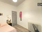 Se alquila habitación en piso compartido de 10...