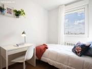 Se alquila habitación en piso compartido de 12...