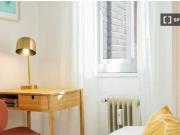 Se alquila habitación en piso compartido de 16...