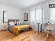 Se alquila habitación en piso compartido de 18...