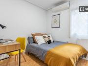 Se alquila habitación en piso compartido de 18...