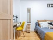 Se alquila habitación en piso compartido de 18...