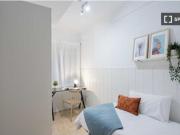 Se alquila habitación en piso compartido de 25...