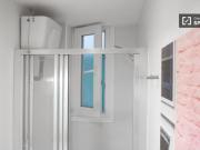 Se alquila habitación en piso compartido de 2...