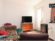 Se alquila habitación en piso compartido de 3...