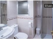 Se alquila habitación en piso compartido de 3...