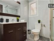 Se alquila habitación en piso compartido de 3...