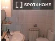 Se alquila habitación en piso compartido de 3...