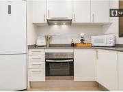 Se alquila habitación en piso compartido de 3...