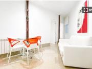 Se alquila habitación en piso compartido de 3...