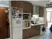 Se alquila habitación en piso compartido de 3...