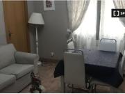 Se alquila habitación en piso compartido de 3...
