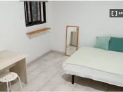 Se alquila habitación en piso compartido de 3...