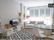 Se alquila habitación en piso compartido de 3...