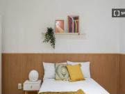 Se alquila habitación en piso compartido de 3...