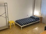 Se alquila habitación en piso compartido de 3...