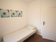 Se alquila habitación en piso compartido de 4...