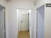 Se alquila habitación en piso compartido de 4...