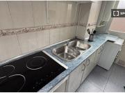 Se alquila habitación en piso compartido de 4...