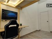 Se alquila habitación en piso compartido de 4...