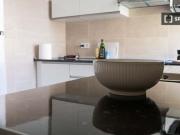 Se alquila habitación en piso compartido de 4...