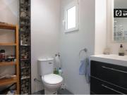 Se alquila habitación en piso compartido de 4...