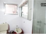 Se alquila habitación en piso compartido de 4...