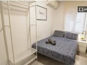 Se alquila habitación en piso compartido de 4...