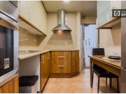 Se alquila habitación en piso compartido de 4...