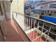 Se alquila habitación en piso compartido de 4...