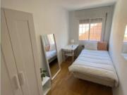 Se alquila habitación en piso compartido de 4...