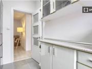 Se alquila habitación en piso compartido de 4...