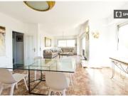 Se alquila habitación en piso compartido de 4...