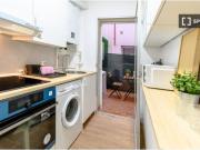 Se alquila habitación en piso compartido de 4...