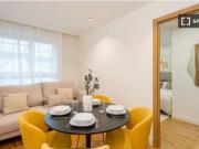 Se alquila habitación en piso compartido de 4...