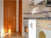 Se alquila habitación en piso compartido de 4...