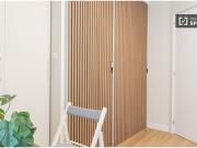 Se alquila habitación en piso compartido de 4...