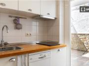 Se alquila habitación en piso compartido de 4...