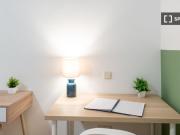 Se alquila habitación en piso compartido de 4...